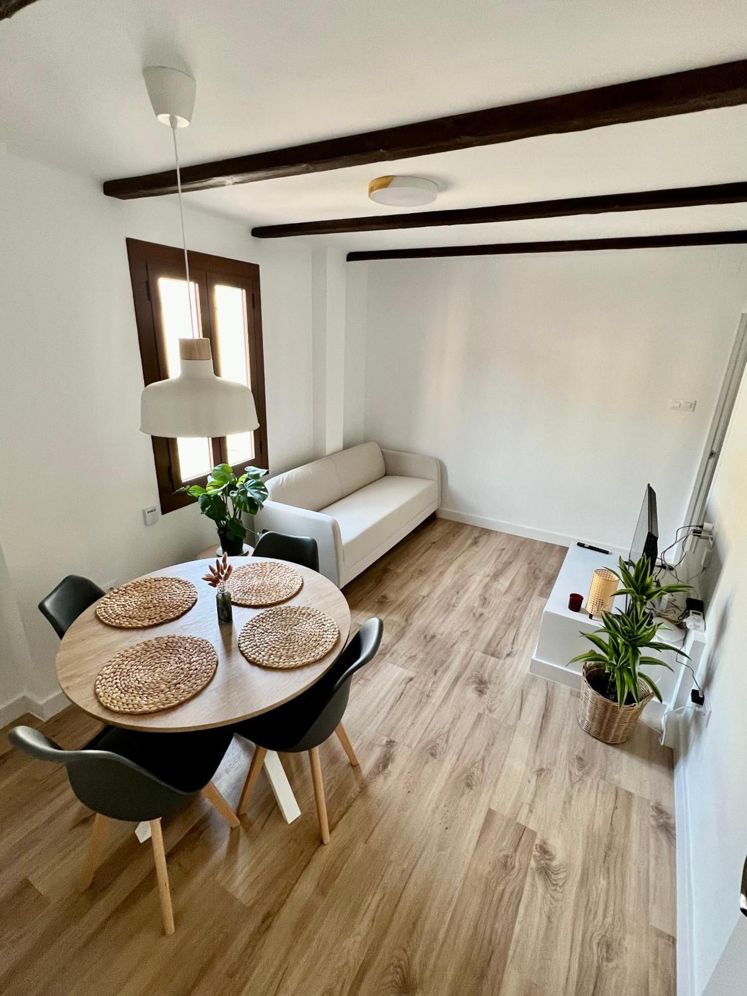 Acogedor Apartamento Enfrente De La Catedral Tarragona Exterior foto